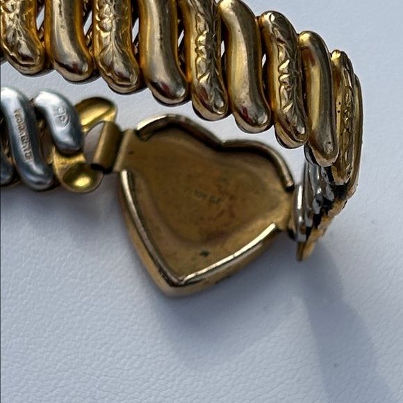 Mid-20th Century 10K Gold Filled Expansion Sweetheart Bracelet - Picture 4 of 7